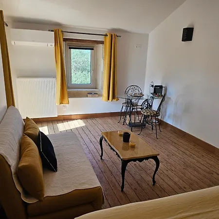 Le Domaine De Champerou - D'hotes