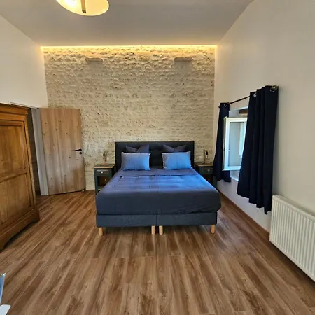 Le Domaine De Champerou - D'hotes