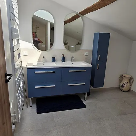 Le Domaine De Champerou - D'hotes Bed & Breakfast Cabariot