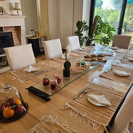 Bed & Breakfast Le Domaine De Champerou - D'hotes